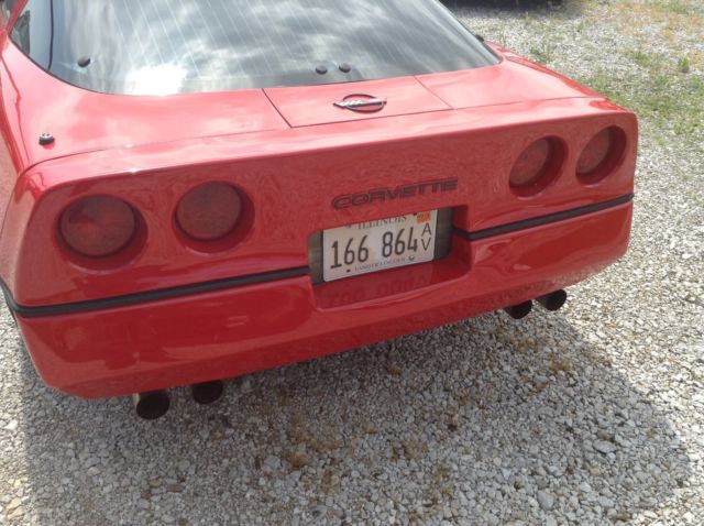 1985 Red Chevrolet Corvette Coupe