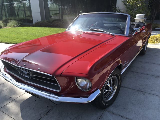 1967 Red Ford Mustang --