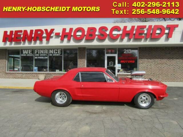 1968 Red Ford Mustang --