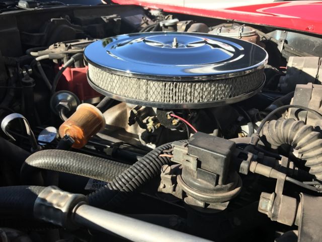 1982 Red Chevrolet Corvette Coupe