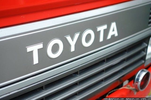 1993 Red Toyota HiAce Other