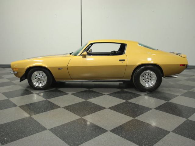 1970 Gold Chevrolet Camaro Coupe