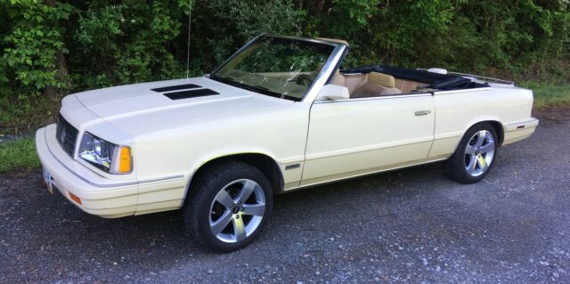 1986 Yellow Dodge 600 Convertible