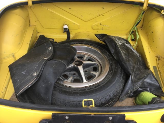 1980 Yellow MG MGB Convertible
