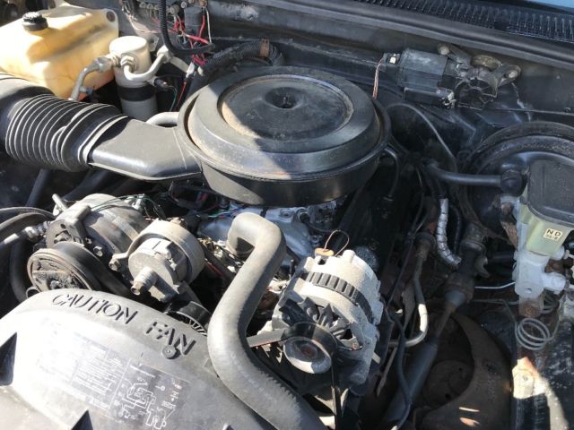 1990 Black Chevrolet C/K Pickup 1500 SUV