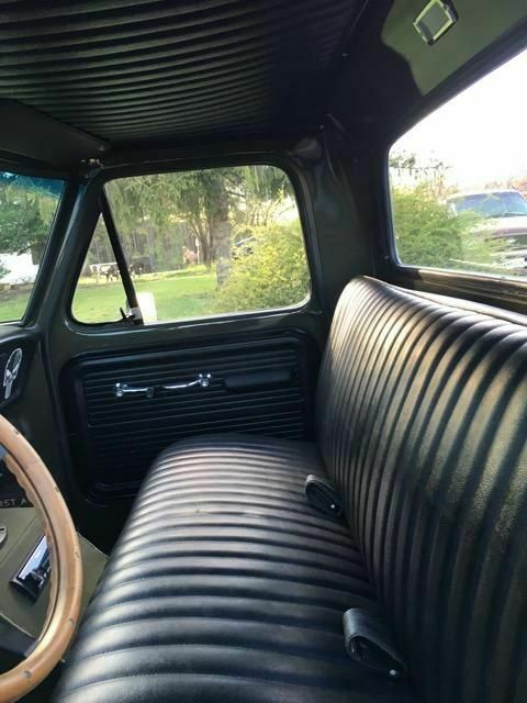 1967 Green Ford F-100 Standard Cab Pickup