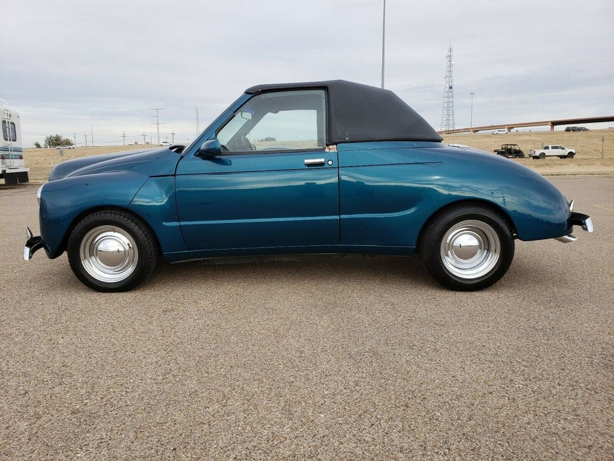1940 Ford 2 Door Convertible