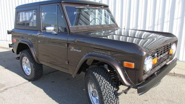 1972 Brown Ford Bronco SUV