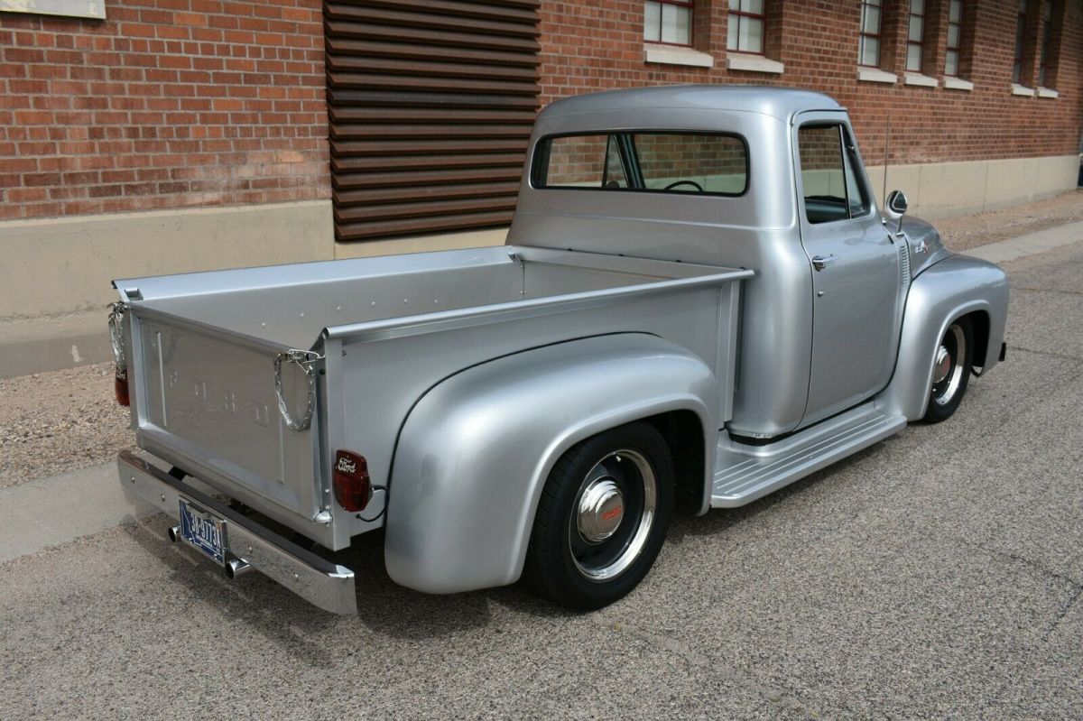 1955 Ford F-100