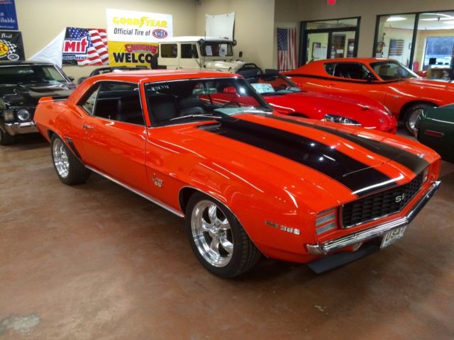 1969 Hugger/Orange Chevrolet Camaro Coupe