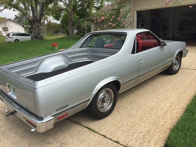 1986 silver Chevrolet El Camino