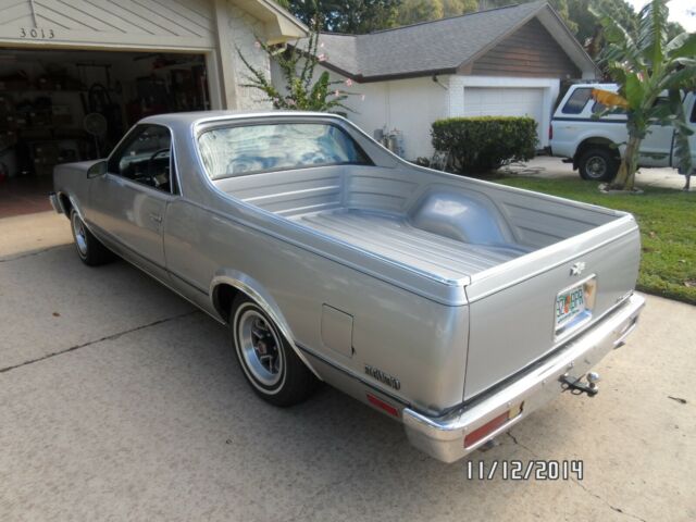 1986 silver Chevrolet El Camino