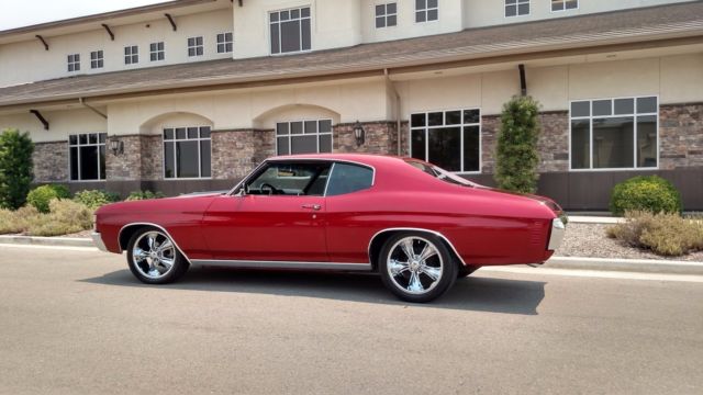 1971 Burgundy Chevrolet Chevelle Coupe