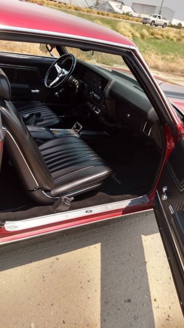 1971 Burgundy Chevrolet Chevelle Coupe