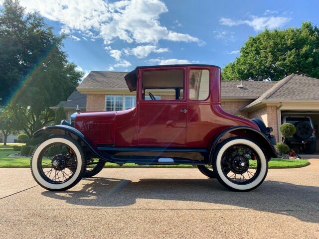 1926 Burgundy Ford Model T Coupe