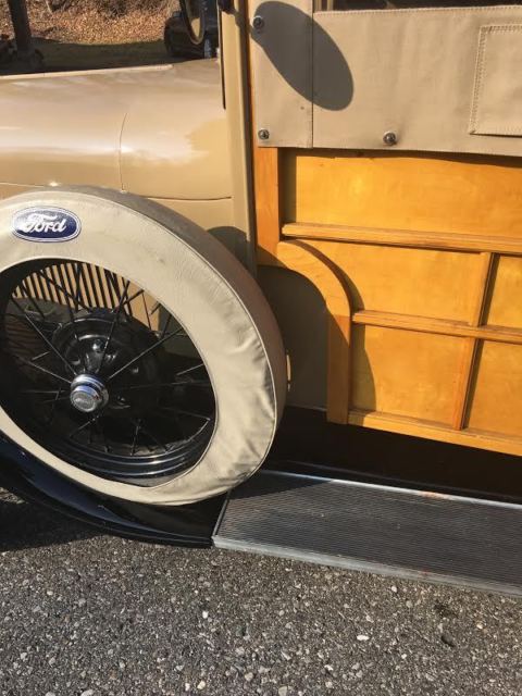 1929 Ford Model A woody