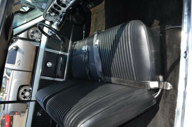 1964 White Chevrolet Chevelle Coupe