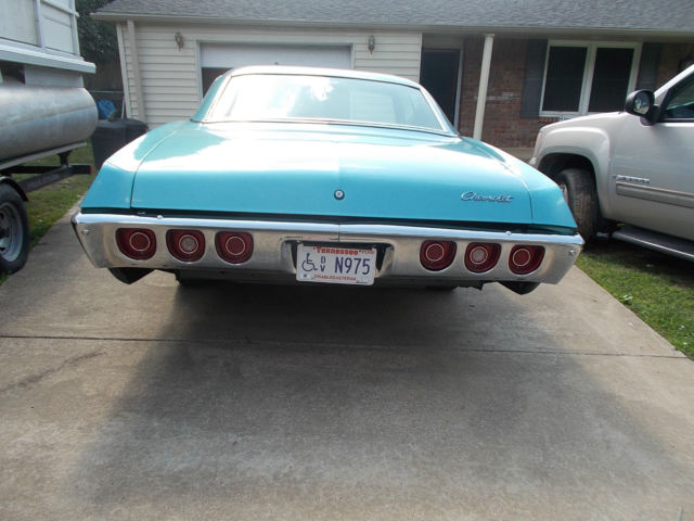 1968 Blue Chevrolet Impala 4dr SPORTS SEDAN