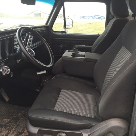 1977 Gray Ford F-250 Standard Cab Pickup