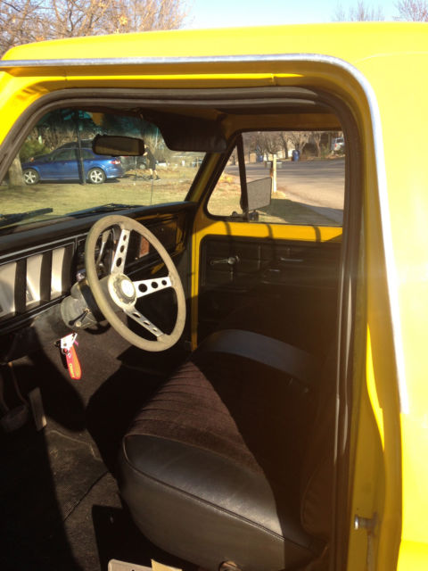 1979 Yellow Ford F-100 single Cab Pickup