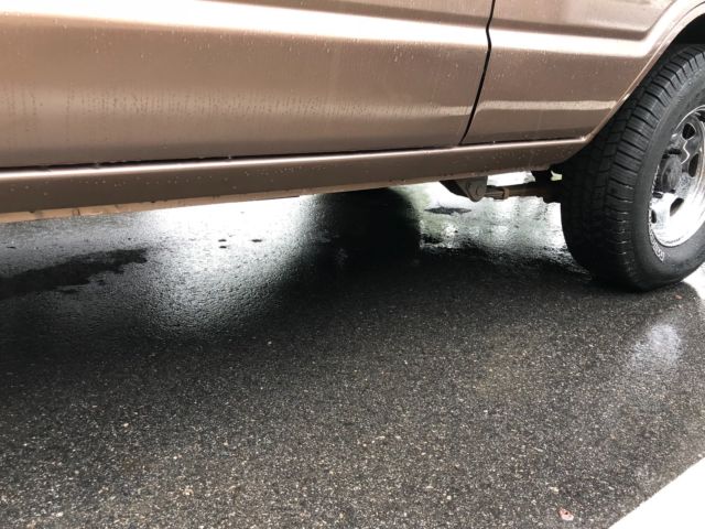 1987 Gold Toyota Land Cruiser SUV