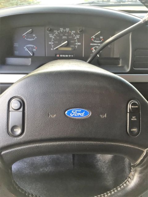 1992 Red Ford F-150 regular cab