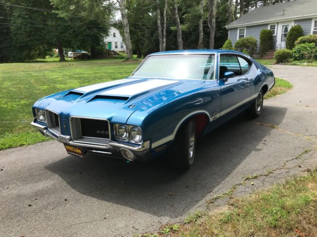1971 Blue Oldsmobile 442 Coupe