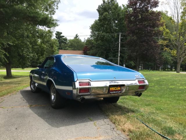 1971 Blue Oldsmobile 442 Coupe