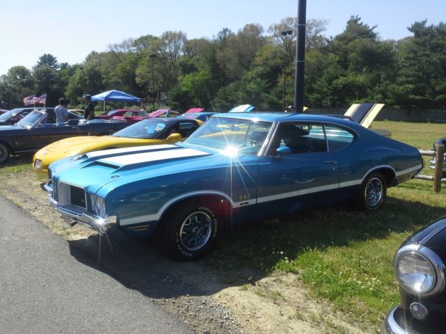 1971 Blue Oldsmobile 442 Coupe