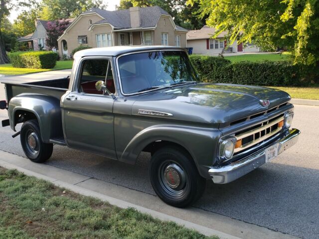 1961 Gray Ford F-150 Standard Cab Pickup