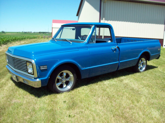 1972 Blue Chevrolet C-10 Standard Cab Pickup