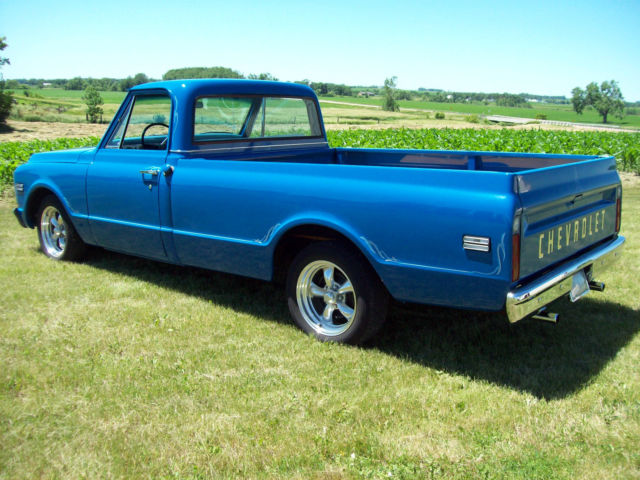 1972 Blue Chevrolet C-10 Standard Cab Pickup