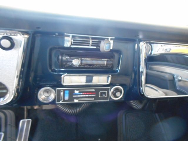 1972 Blue Chevrolet C-10 PICKUP