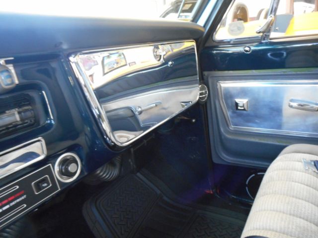 1972 Blue Chevrolet C-10 PICKUP