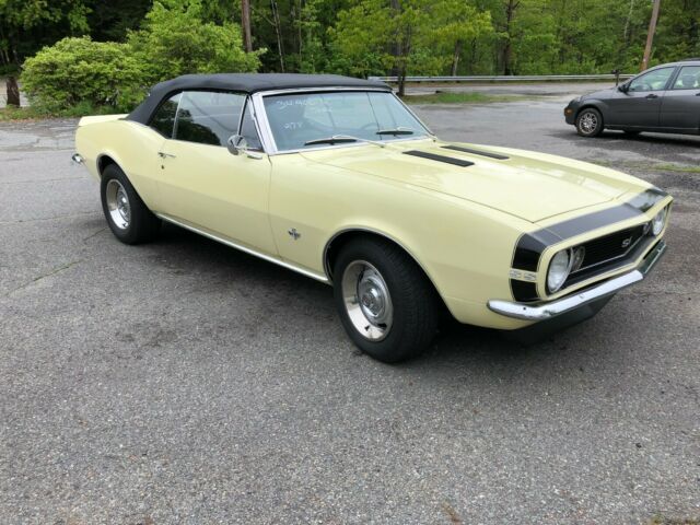 1967 Yellow Chevrolet Camaro Convertible