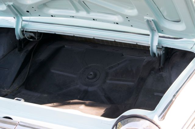 1961 Blue Ford Thunderbird Coupe