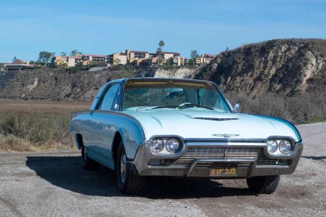 1961 Blue Ford Thunderbird Coupe