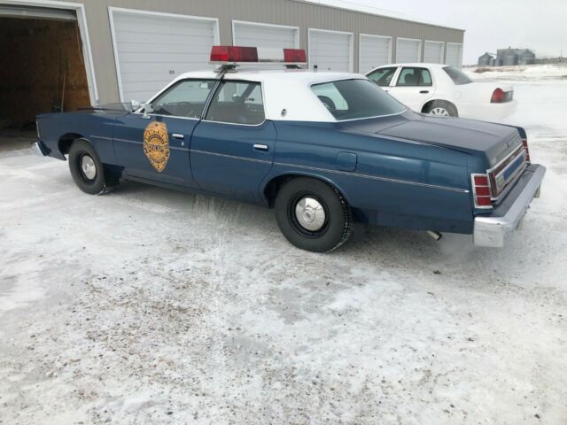 1977 Blue Ford LTD Sedan