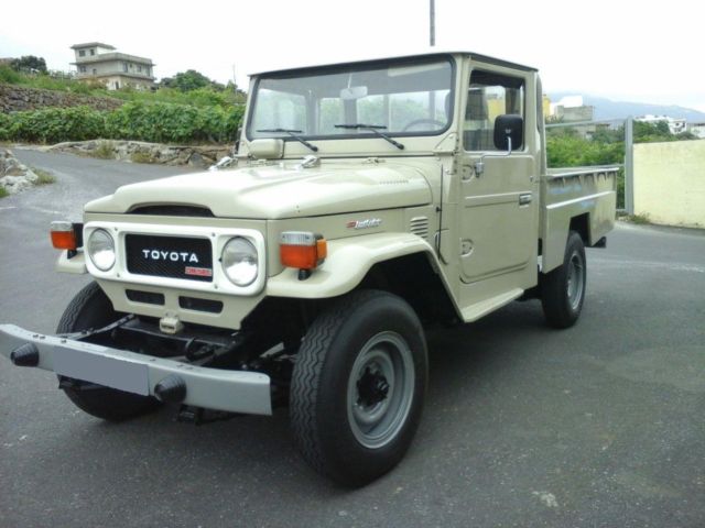 1979 Tan Toyota Land Cruiser Convertible