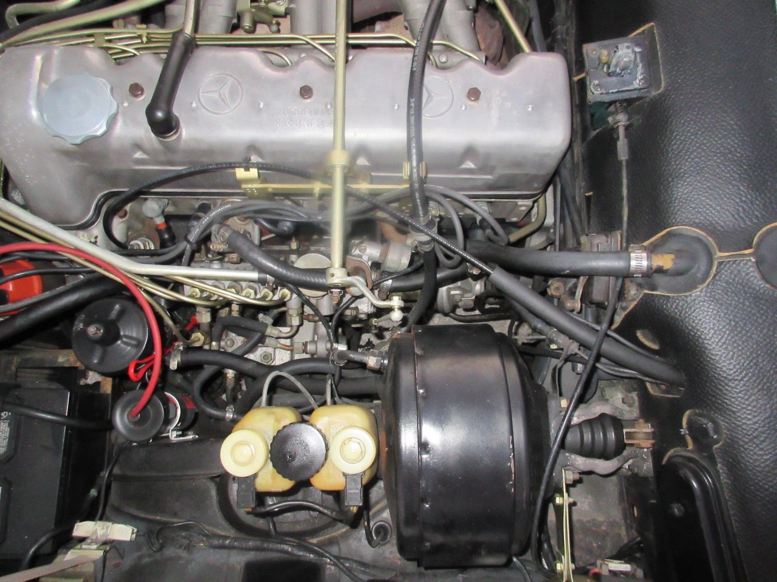 1963 White Mercedes-Benz SL-Class 2 door convertiple with hardtop and softtop