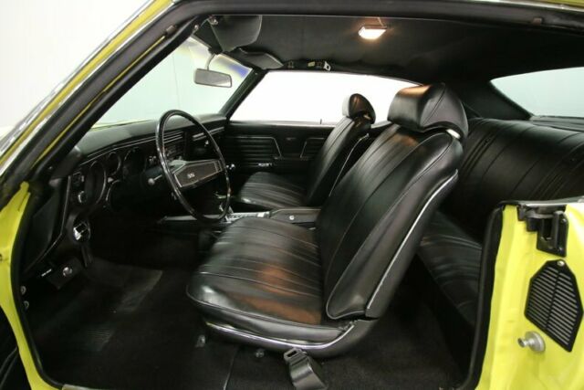 1969 Yellow Chevrolet Chevelle Hardtop