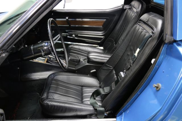 1971 Blue Chevrolet Corvette Coupe