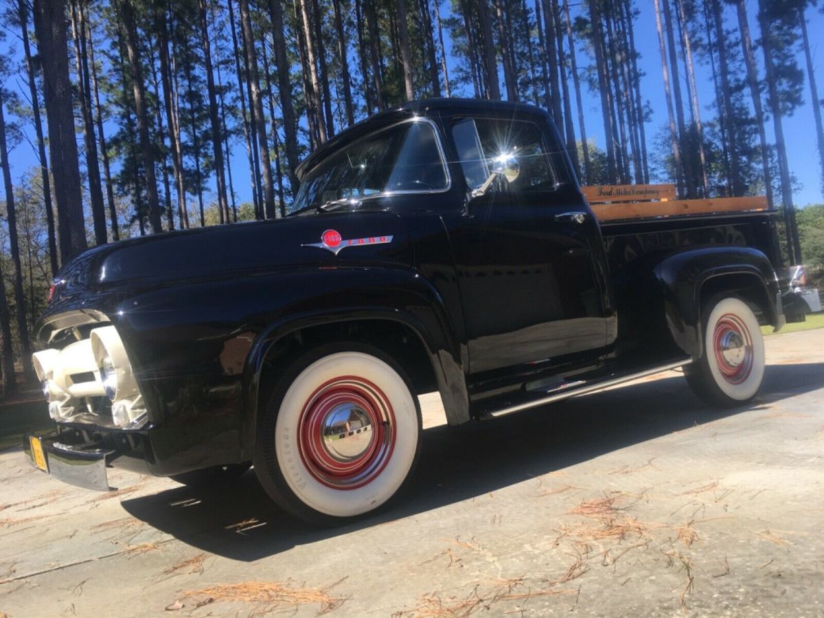 1956 Ford F-100