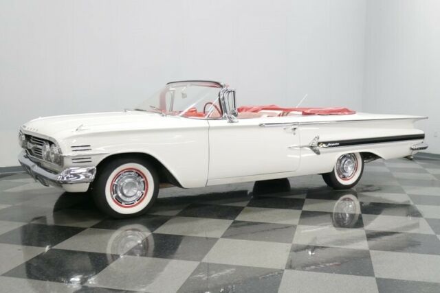 1960 White Chevrolet Impala Convertible