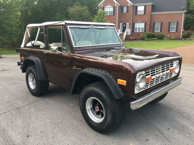 1975 Burgundy Ford Bronco