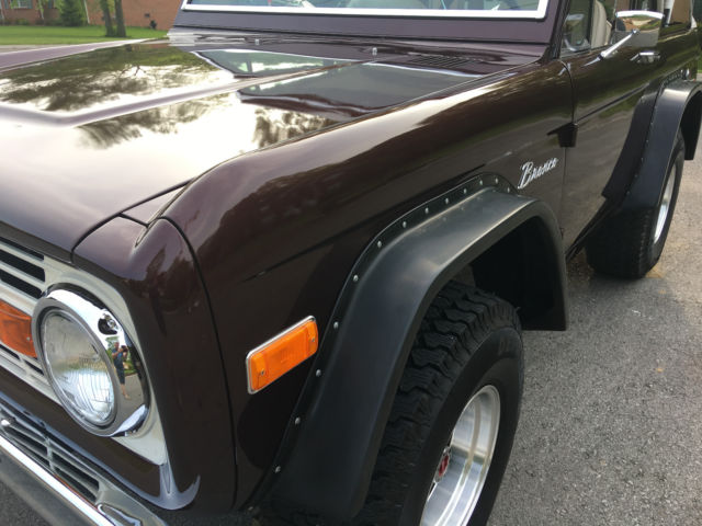 1975 Burgundy Ford Bronco