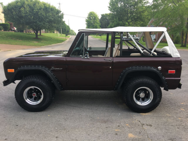 1975 Burgundy Ford Bronco