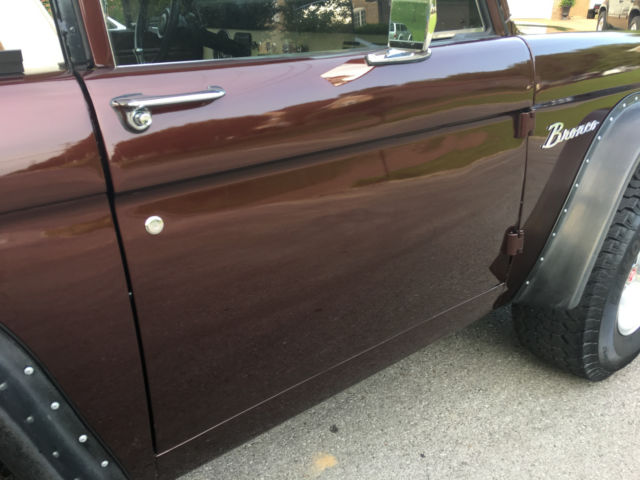 1975 Burgundy Ford Bronco