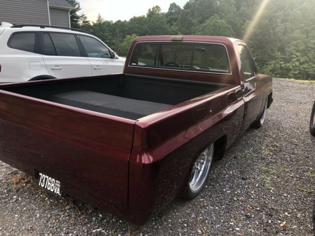 1986 Burgundy Chevrolet C-10 Standard Cab Pickup