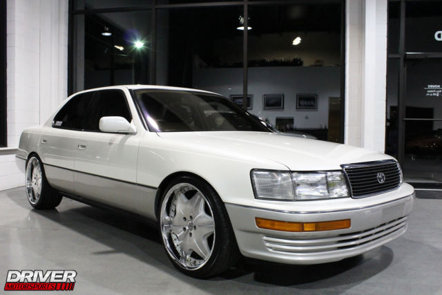 1992 White/Grey Toyota Celsior Sedan